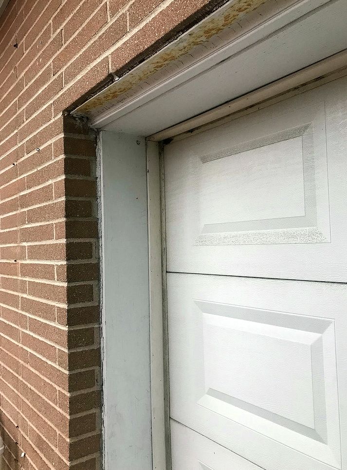Custom garage door installation in Fort Worth